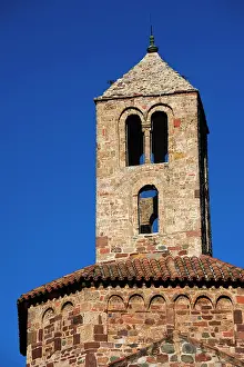 Campanile: Romanesque Art. Spain. Church of St. Mary. Octogonal dome an