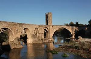 Fluvia: Romanesque bridge over the Fluvia river, Besalu