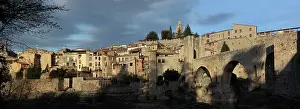 Fluvia: Romanesque bridge over the Fluvia river, Besalu