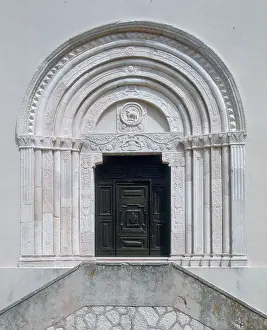 Chieti: The romanesque portal of the