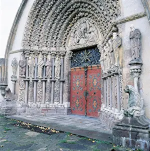 1233: Romanesque Portal in Moravia