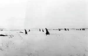 Bend: Romanian infantry attacking an enemy position