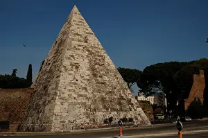 Magistrate: Rome. Pyramid of Cestius