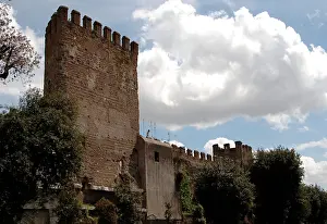 Battlement: Rome. Roman walls