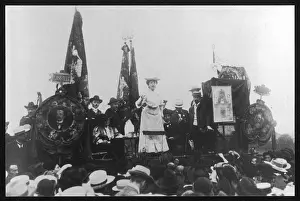 Weimar Archive: ROSA LUXEMBURG