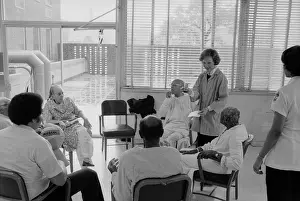Rosalynn: Rosalynn Carter works with staff and patients ?