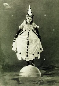 Dearing: Rose Dearing in The Man in the Moon