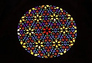 1229: Rose window above the choir, Cathedral of Santa