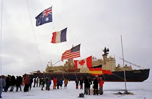 Although: Rossiya nuclear-powered icebreaker, 1990