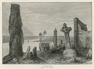 Clonmacnoise: ROUND TOWER, CLONMACNOISE