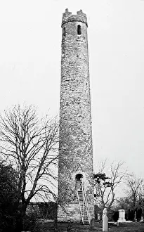 Kildare: Round Tower, Kildare, Ireland