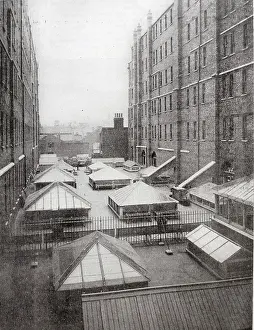 Whitechapel: Rowton Whitechapel - Open Air Lounge