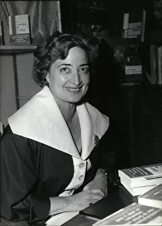Peur: Roxane Pitt, British writer, with book in Paris