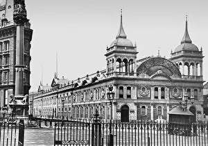 Restaurants: Royal Aquarium in London