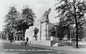 Highlighting: Royal Artillery Memorial at Hyde Park Corner