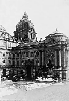 Eventually: Royal Castle in Budapest, 1918