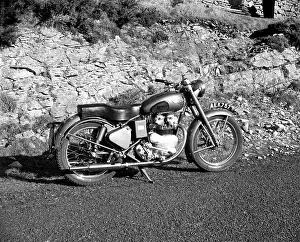 Meteor: Royal Enfield Meteor 700cc motorcycle