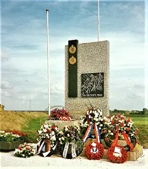 Holt’s Battlefields Collection: The Royal Engineers Evacuation Memorial