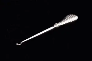 Constabulary: Royal Irish Constabulary button hook, c1908-12