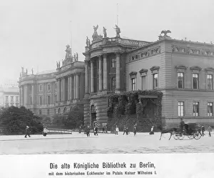 Hangs: Royal Library in Berlin, 1907