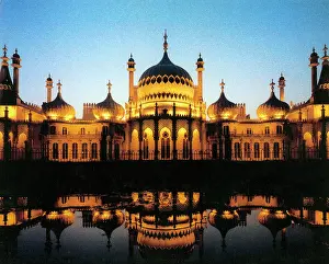 Onion: The Royal Pavilion, Brighton - Illuminated