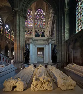 Recumbent: Royal tombs, Basilique Saint-Denis, Saint-Denis, France