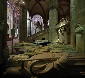 Recumbent: Royal tombs, Basilique Saint-Denis, Saint-Denis, France
