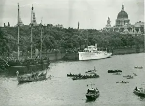 Oars: RSS Discovery and Danish Long Boat, London