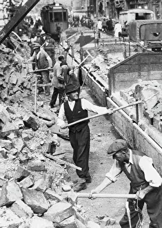 Clearance: Rubble clearance, 1945