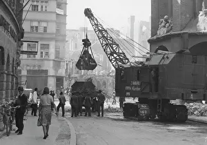 Puts: Rubble clearance, 1945