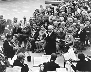 Violinists: Rudolf Barshai conducting Bournemouth Symphony Orchestra