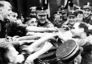 Enthusiastic: Rudolf Hess in Munich