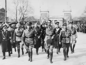 Koenigsplatz: Rudolf Hess, Robert Ley, Martin Bormann, Max Amann, Baldur