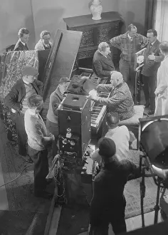 Conradi: Rudolf Nelson during the shooting for And Nelson plays, 19