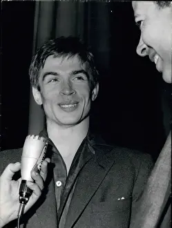Cuevas: Rudolf Nureyev being interviewed in Paris
