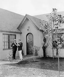 Valentino: Rudolph Valentino in front of his bungalow