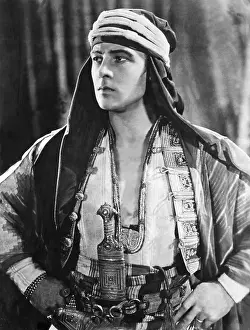 Valentino: Rudolpho Valentino