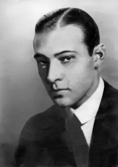 Valentino: Rudolpho Valentino