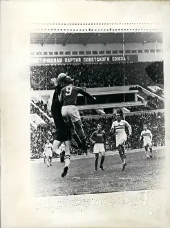 Hungarys: Rugby - Soccer