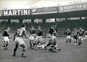 Kiwi: Rugby - Soccer