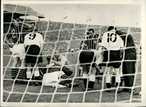 Unsteady: Rugby - Soccer