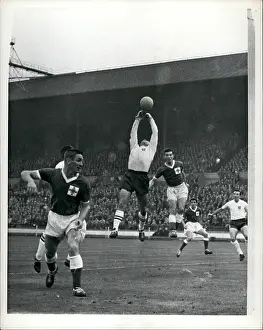 Springett: Rugby - Soccer