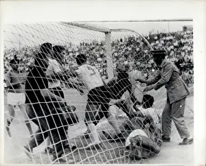 Intervene: Rugby - Soccer