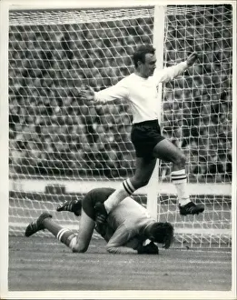 Greaves: Rugby - Soccer