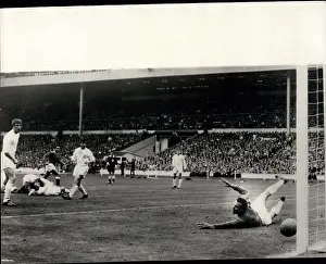 Wembely: Rugby - Soccer