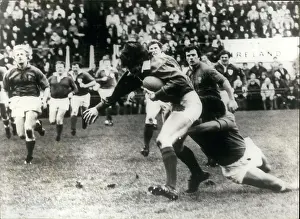 Tackles: Rugby - Soccer