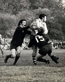 Halts: Rugby - Soccer