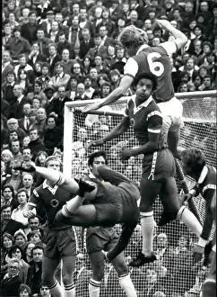 Highbury: Rugby - Soccer