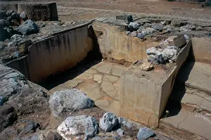 Malia: Ruins of the bath in