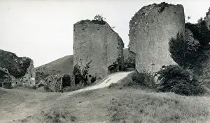 Corfe: Ruins of Corfe Castle, Dorset